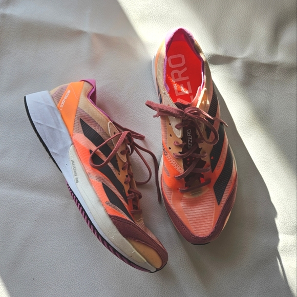 Women's Adidas sneakers - Picture 1 of 7